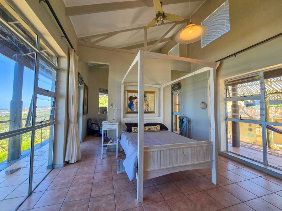 4 Bedroom Property for Sale in Jongensfontein Western Cape